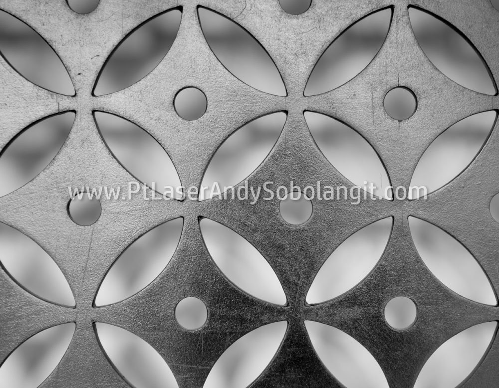 im05 - pt laser andy sobolangit - jasa potong laser plat pagar besi